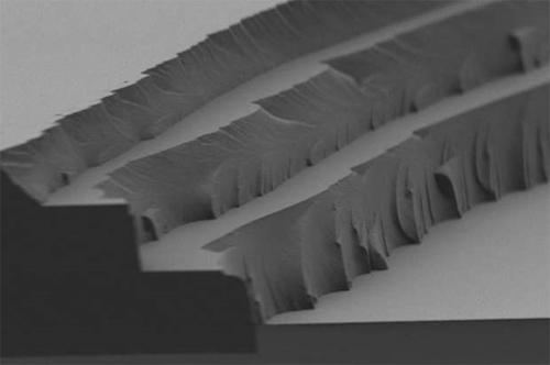 【新材料】MIT研发“白天吸收太阳光 需要时再以热能释放”的新型材料